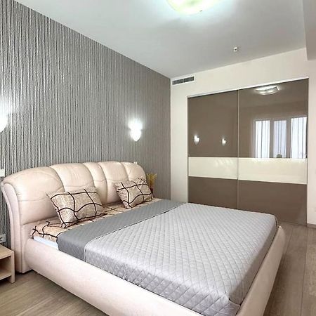 Bright House On 23 Serpnya خاركيف المظهر الخارجي الصورة