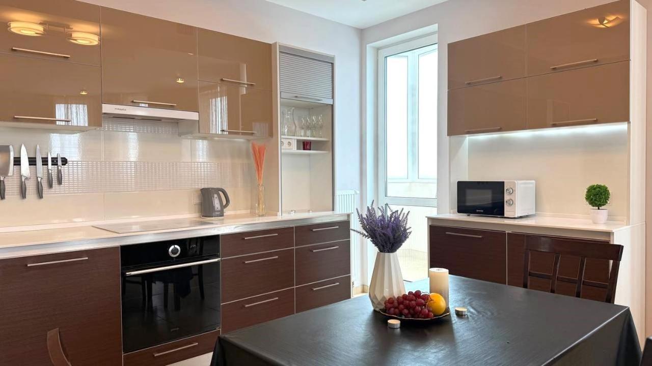 Bright House On 23 Serpnya خاركيف المظهر الخارجي الصورة