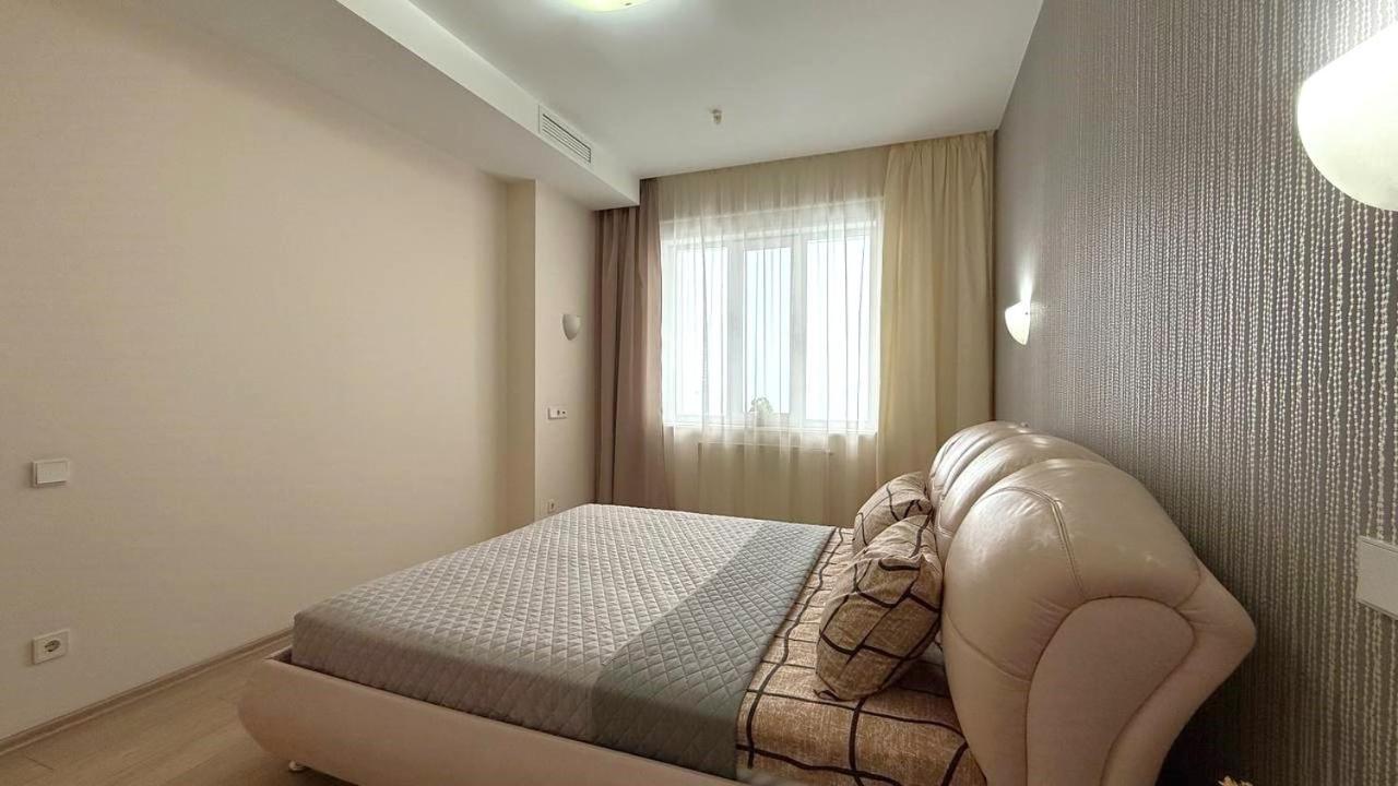 Bright House On 23 Serpnya خاركيف المظهر الخارجي الصورة